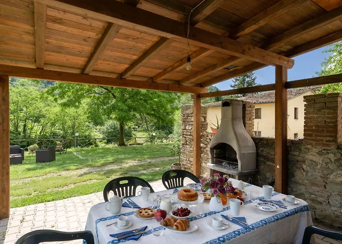 Di Alberi Without Kitchen Country house