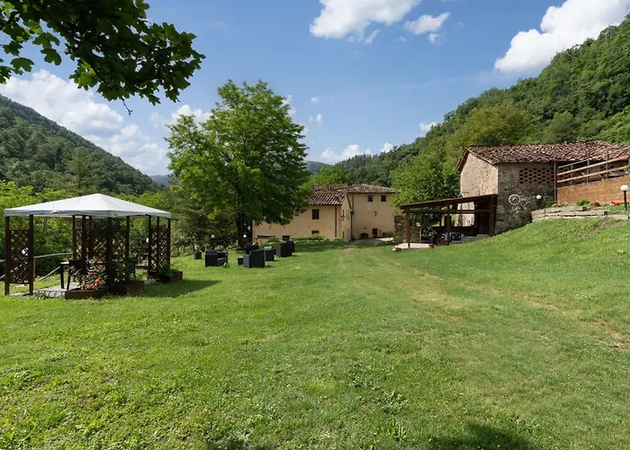 Di Alberi Without Kitchen Country house *